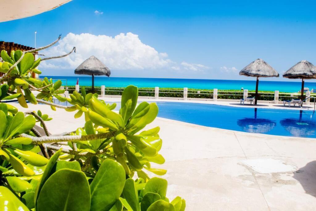 Ocean Front Villa Marlin, Best Location In Hotel Zone #109 Cancún Exteriér fotografie